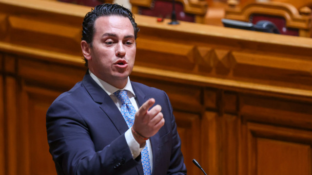 Ventura diz que deputado Filipe Melo se dirigia a Rui Tavares na AR