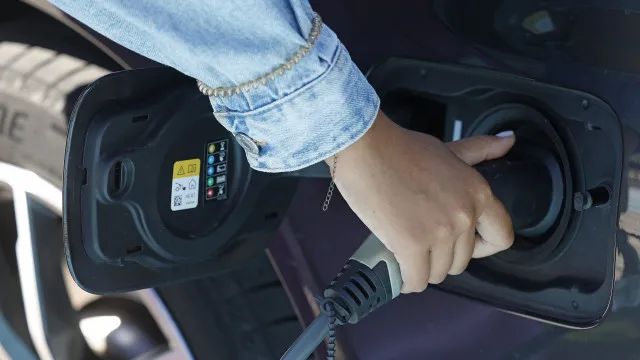 
                    Carros elétricos aumentam 34% e ajudam Macau a baixar emissões de carbono
                