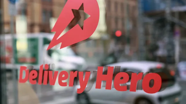 Uber vai comprar restante capital da Delivery Hero por 12 mil milhões