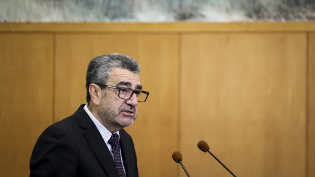
                    Reitores disponíveis para adiar calendário de acesso ao Ensino Superior
                