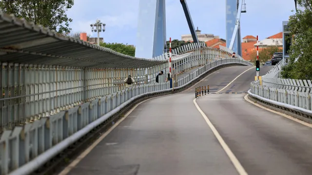 
                    Ponte móvel de Leixões fecha para obras a 15 de junho durante três meses
                