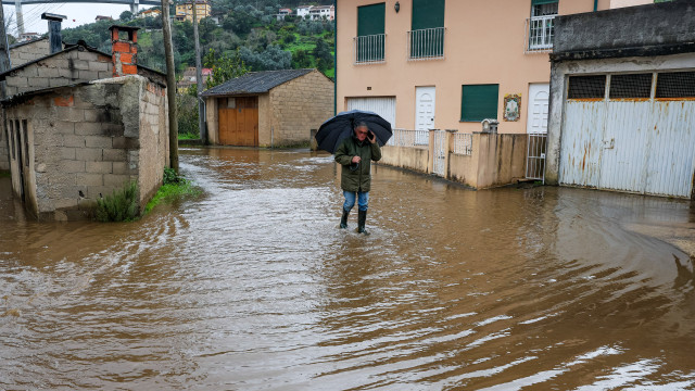 Atenção: 6 distritos do continente sob aviso amarelo por causa da chuva