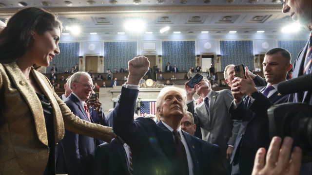 Trump celebra