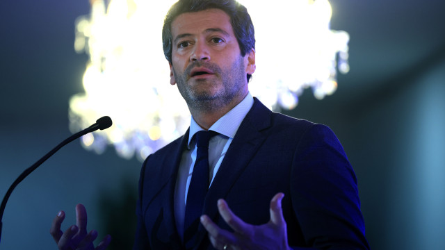 André Ventura espera que Papa Leão XIV seja 