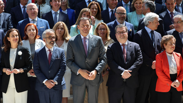 Executivo diz que tem 80 medidas da oposição (27 são do Chega e 25 do PS)