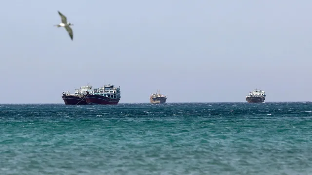 EUA dizem ter impedido passagem de 121 navios no estreito de Ormuz