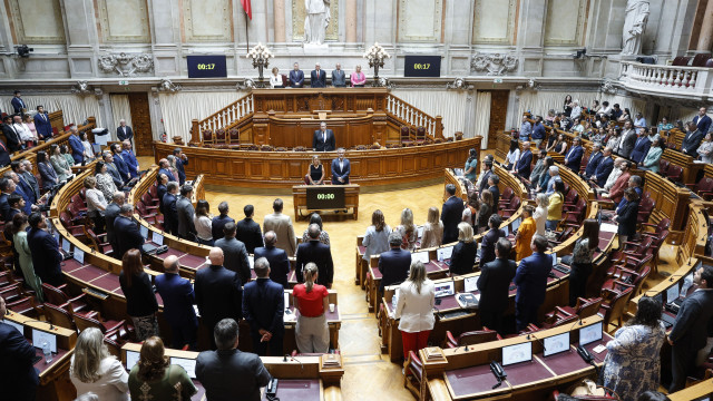 Redução do IRS em 2025 aprovada na generalidade pelo Parlamento