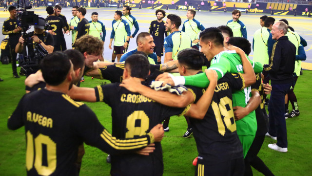À boleia de Raúl Jiménez, México bate EUA e conquista a 10.ª Gold Cup