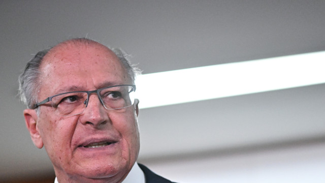 Brasil indignado com tarifas espera desde maio resposta dos EUA