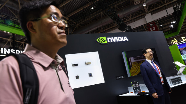 Nvidia e AMD vão pagar aos EUA 15% das vendas de 'chips' à China