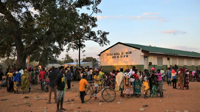 
                    Mais de 220 escolas atacadas e utilizadas por militares em Moçambique
                