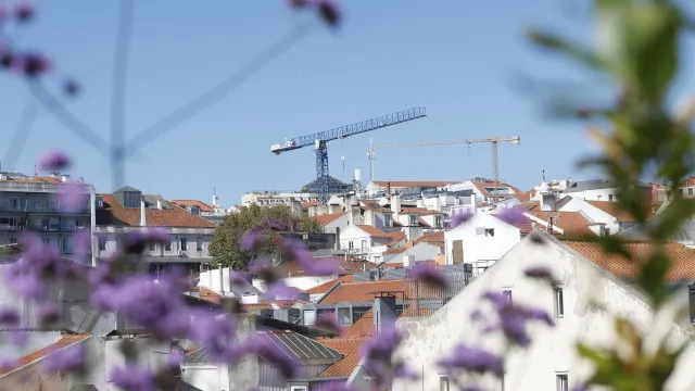 
                    Taxa Euribor sobe a seis meses para (novo) máximo de janeiro de 2025
                