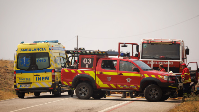 Mais de 110 bombeiros feridos nos incêndios das últimas três semanas
