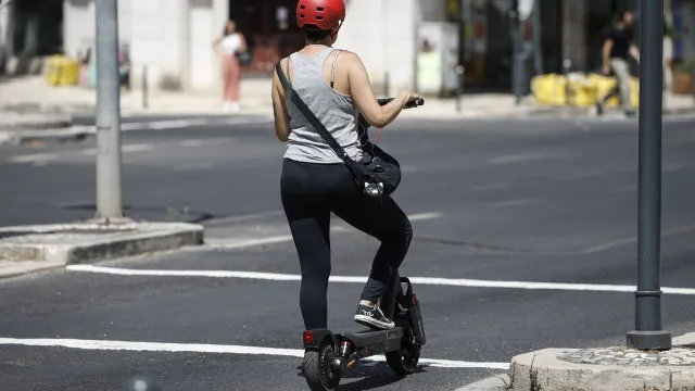 
                    PSD quer uso obrigatório de capacete em trotinetes e bicicletas elétricas
                