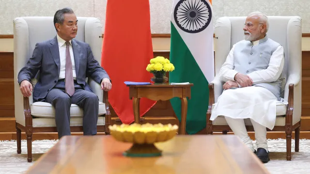 
                    China apela à Índia por 
