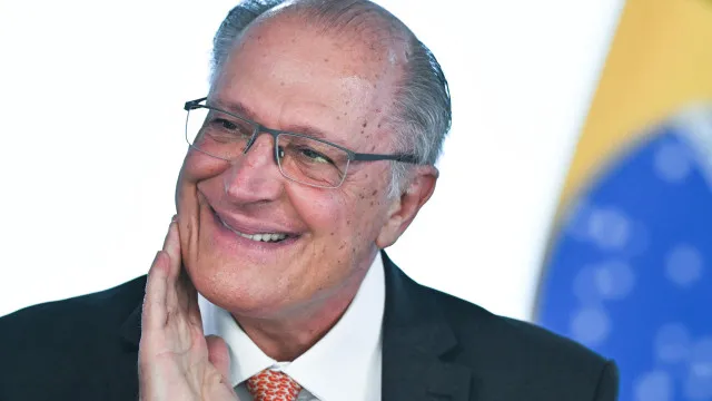 
                    Brasil e UE realizam fórum sobre minerais críticos e transição energética
                