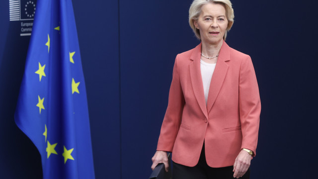 Bruxelas confirma que avião de Von der Leyen foi alvo de 