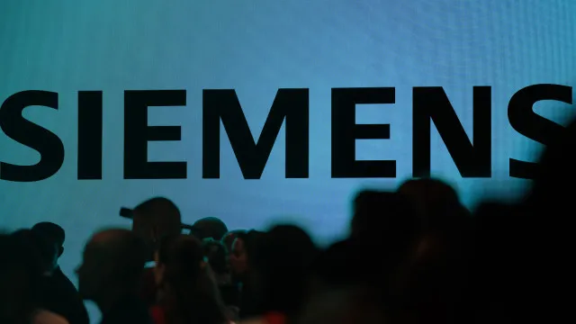 
                    Lucro da Siemens sobe 15% entre abril e junho para 2.583 milhões
                
