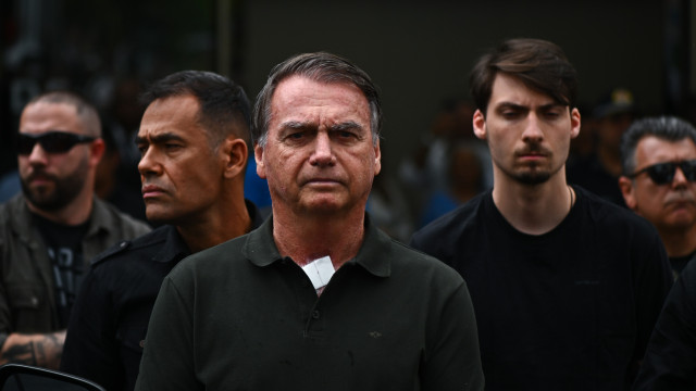 Bolsonaro deverá cumprir pena de prisão efetiva por pelo menos sete anos