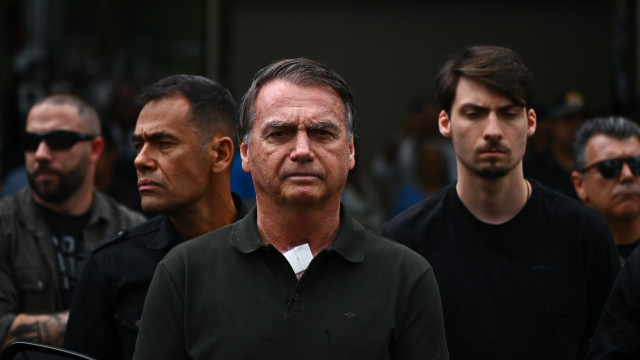 Bolsonaro cancela primeira entrevista na prisão (por motivos de saúde)