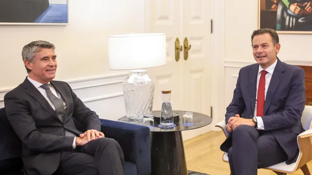 Montenegro e Carneiro reÃºnem-se hoje Ã  tarde sobre polÃ©micas com MAI