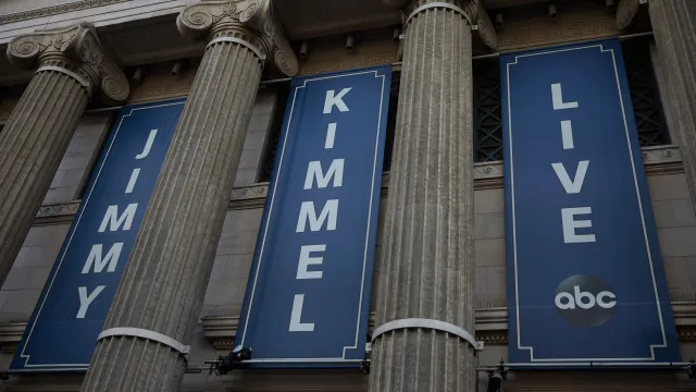 Regulador ordena revisão de licenças da ABC num momento polémico com Trump