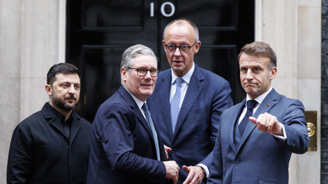 Zelensky se reúne com Starmer, Macron e Merz: