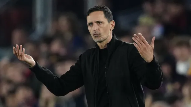 Oficial: Dino Toppmöller é o novo treinador do Lens
