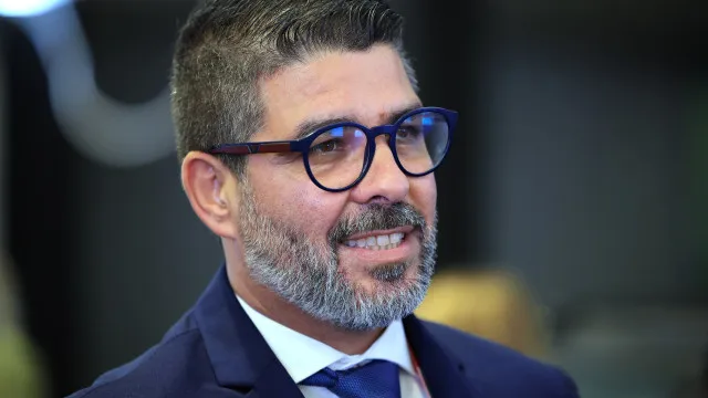 MunicÃpios pedem mais dinheiro ao Governo no OrÃ§amento para 2027