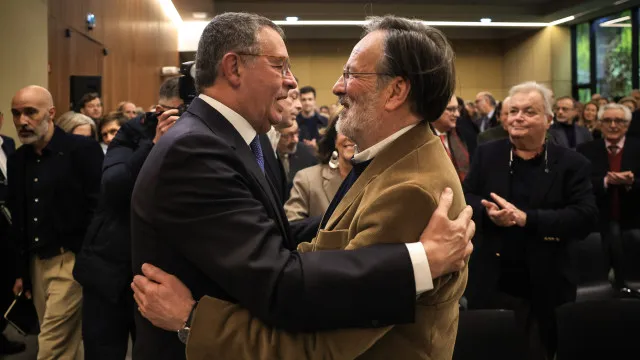 
                    Seguro nomeia cinco novos membros do Conselho de Estado. Eis quem são
                