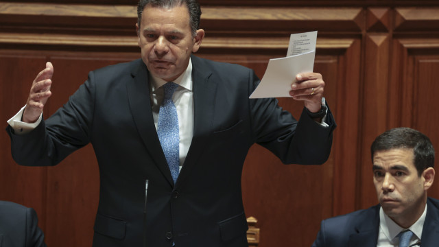 Saúde: Montenegro diz que 1.ª responsabilidade política por falhas é sua