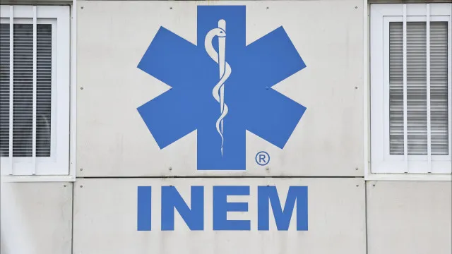 Livre, PCP e BE pedem apreciação parlamentar da nova lei orgânica do INEM