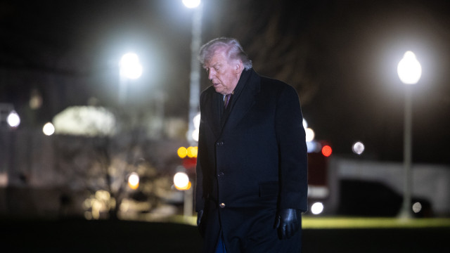 Após mais uma morte, Trump acusa democratas de 