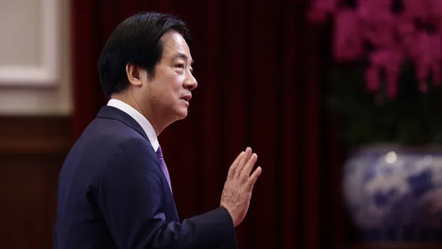 
                    Moção para destituir presidente de Taiwan fracassa por falta de apoio
                