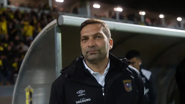 
                    Tralhão quer Torreense no 