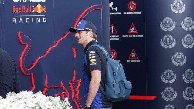 Verstappen compara novos carros de Fórmula 1 a elétricos da Fórmula E