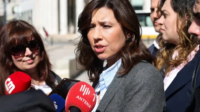 "A lei já prevê que esses financiadores ou os doadores sejam públicos"