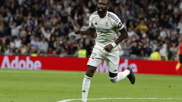 
                    Após renovar, Rudiger revela desejo antigo de trabalhar com José Mourinho
                
