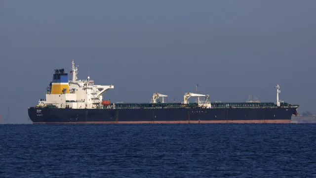 
                    Japão adquire pela primeira vez petróleo russo desde encerramento de Ormuz
                
