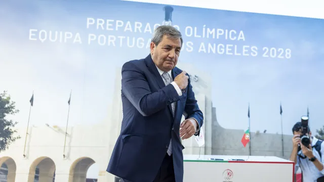 
                    111 atletas recebem bolsas de educação para apoiar carreiras duais
                