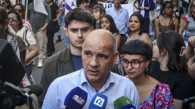 
                    Raimundo considera apoios na área dos combustíveis 