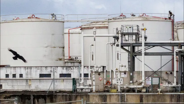 CotaÃ§Ã£o do Brent sobe quase 5% apÃ³s exigÃªncias do IrÃ£o aos EUA