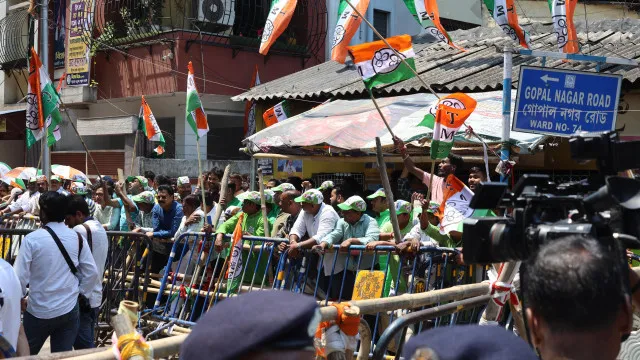 
                    Dois estados-chave da Índia vão às urnas para eleger parlamentos locais
                