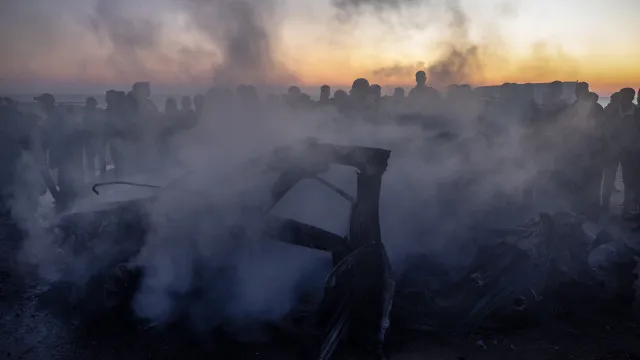 
                    ONU alerta que cessar-fogo em Gaza está cada vez mais frágil
                