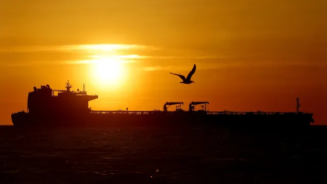 Apreendido petroleiro suspeito de "tentar afetar exportações de petróleo"