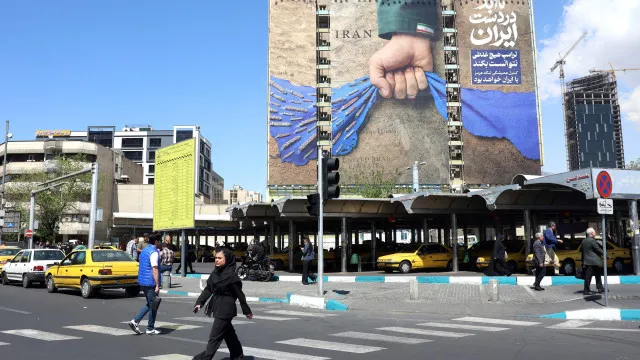 
                    Irão saúda cessar-fogo no Líbano e reitera que fazia parte da trégua com EUA
                