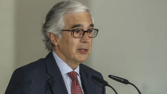 Aguiar-Branco remete a Comissão acusações "graves" do juiz Ivo Rosa