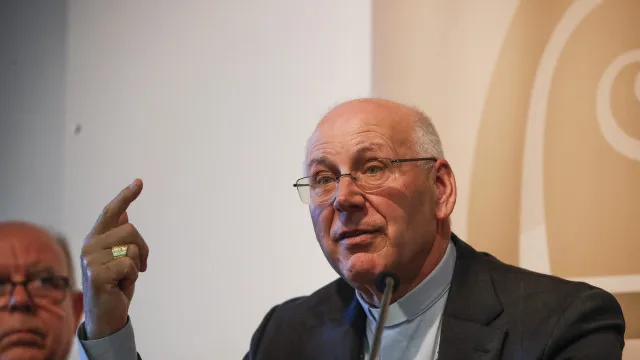 
                    Bispos defendem que indemnizações a vítimas de abusos sejam isentas de impostos
                