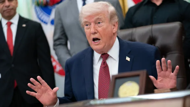 Trump acusa Irão de violar cessar-fogo e lança incerteza sobre negociação