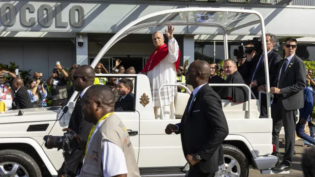 
                    Rutura do cordão de segurança? Ministro atribui a 